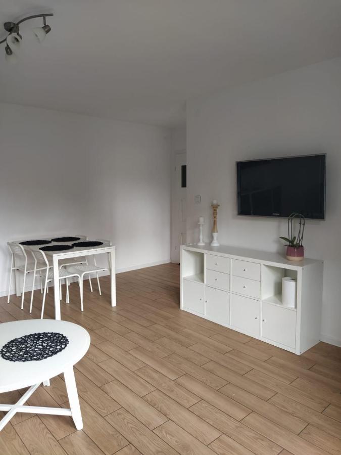 Apartmán Pokoje Na Ogrodowej W Grzybowie Grzybowo  Exteriér fotografie